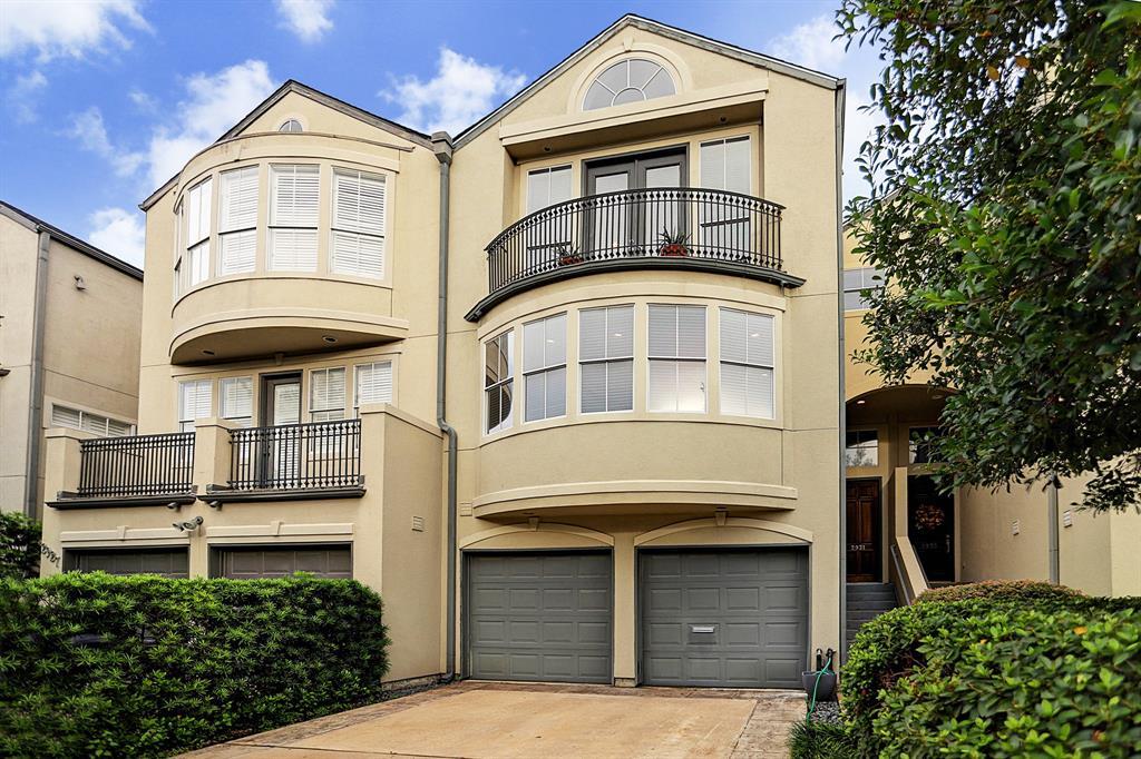 2931 Sackett Street - Photo 1