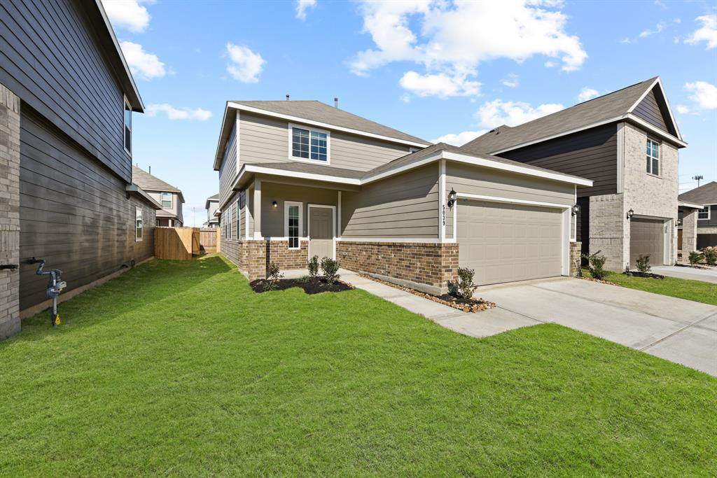 5039 Yellow Ginko Trail - Photo 1