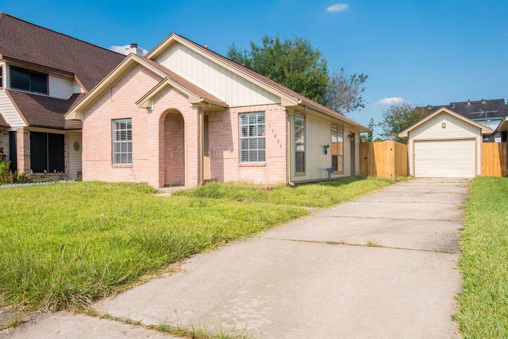11635 Eaglewood Drive - Photo 1