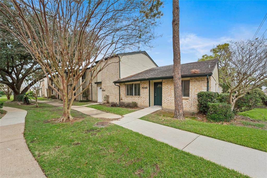 7046 Dairy Ashford Road - Photo 1