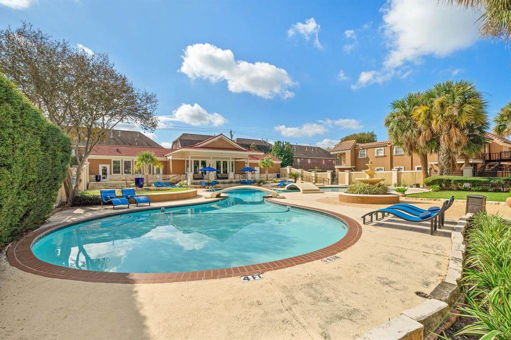 2900 Briarhurst Drive - Photo 1