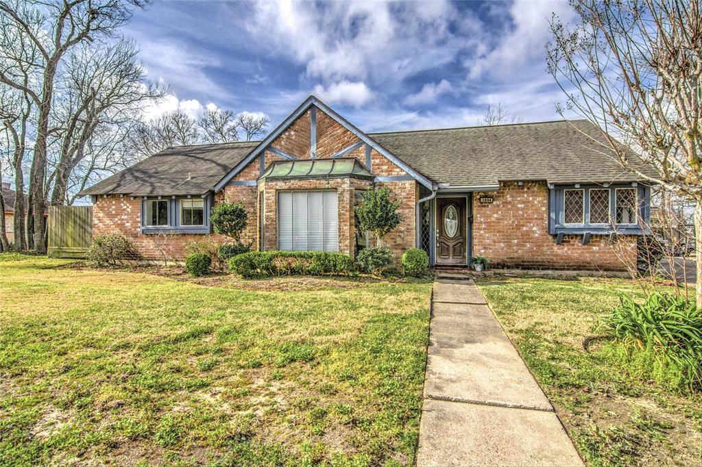 2804 Frostwood Circle - Photo 1