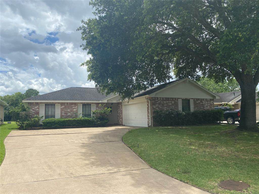 2822 Poplar Creek Lane - Photo 1