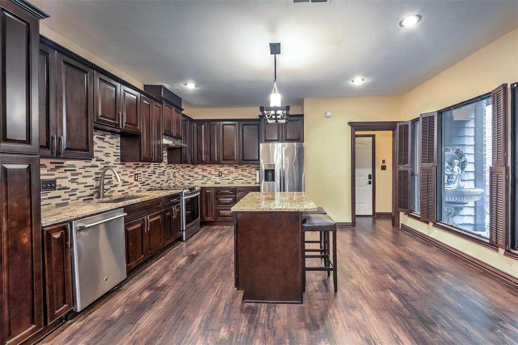 252 Sugarberry Cir Circle - Photo 1