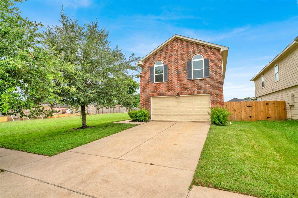 12818 Regg Drive - Photo 1