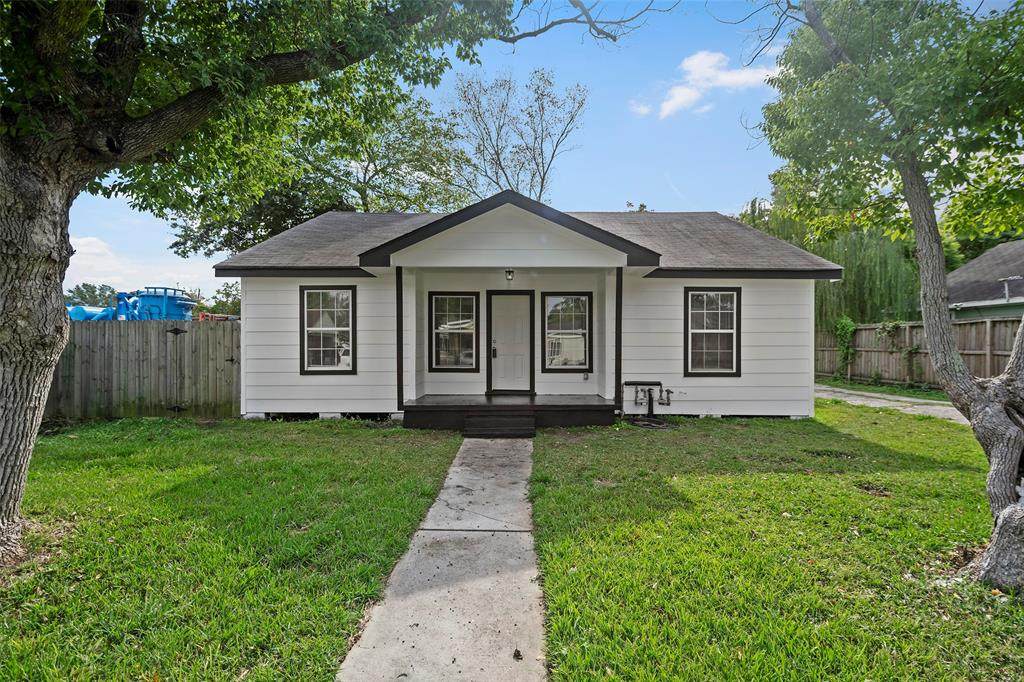1716 Maryland Street - Photo 1