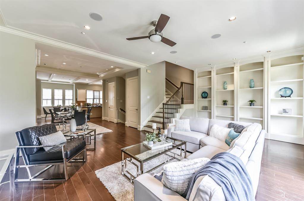 1602 Oakdale Street - Photo 1