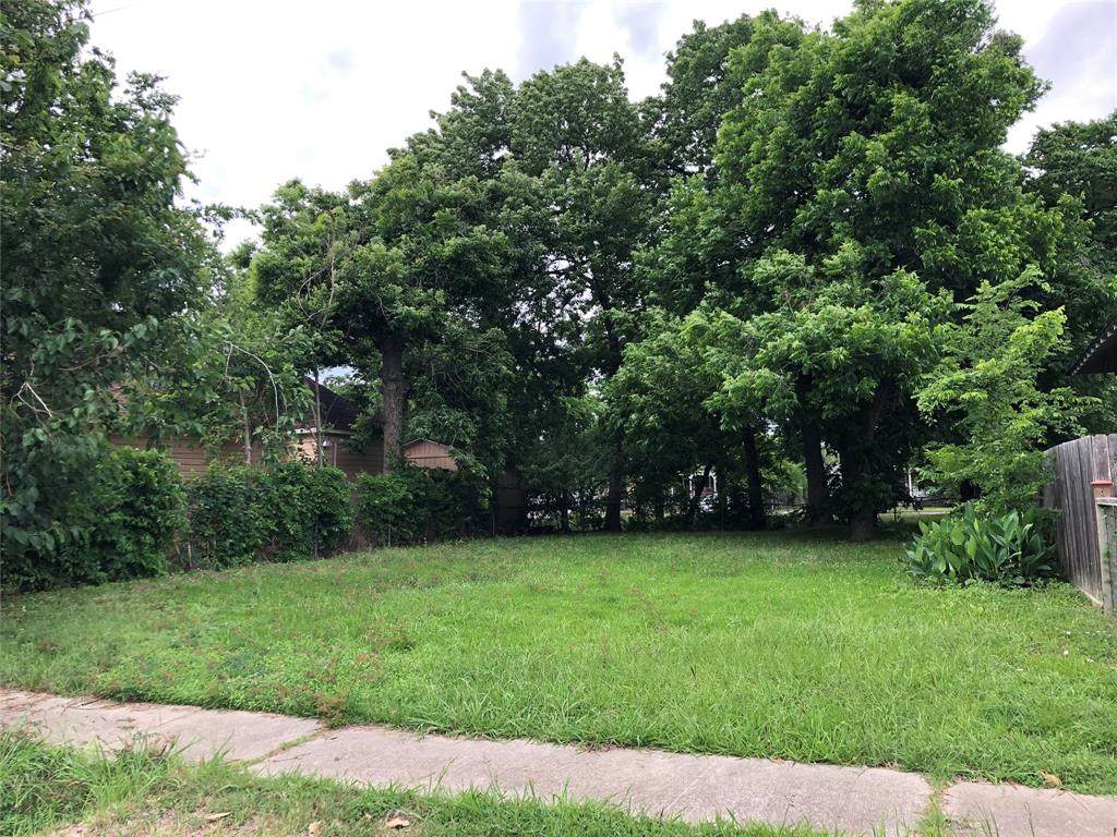 303 Bishop Street - Photo 1