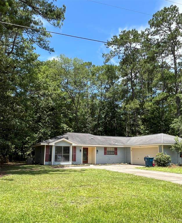909 Wildwood - Photo 1