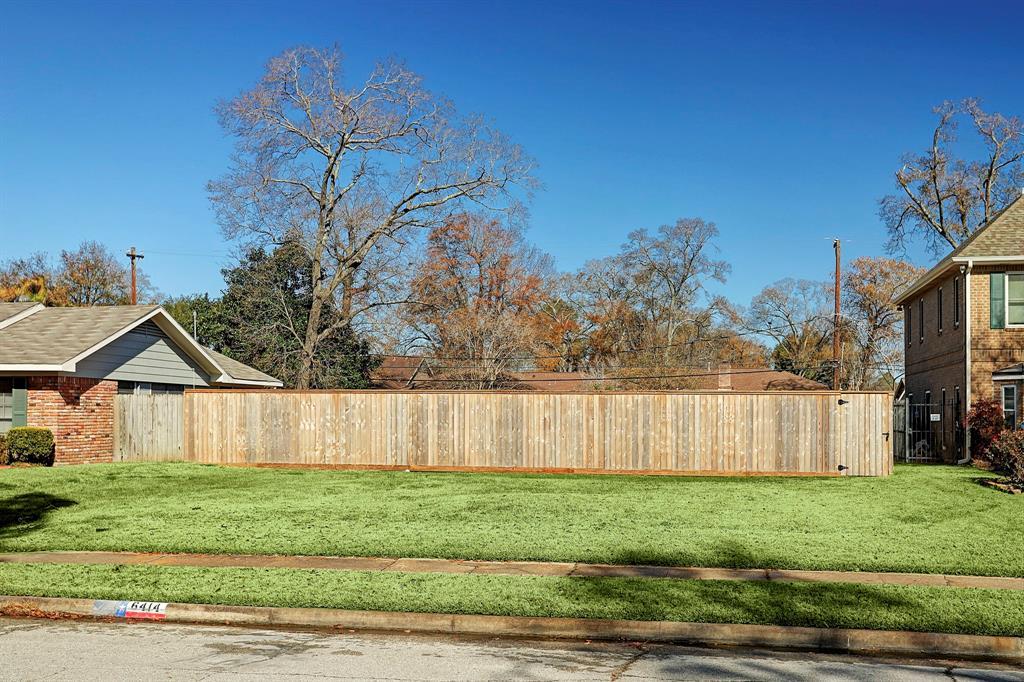 6414 Lindyann Lane - Photo 1