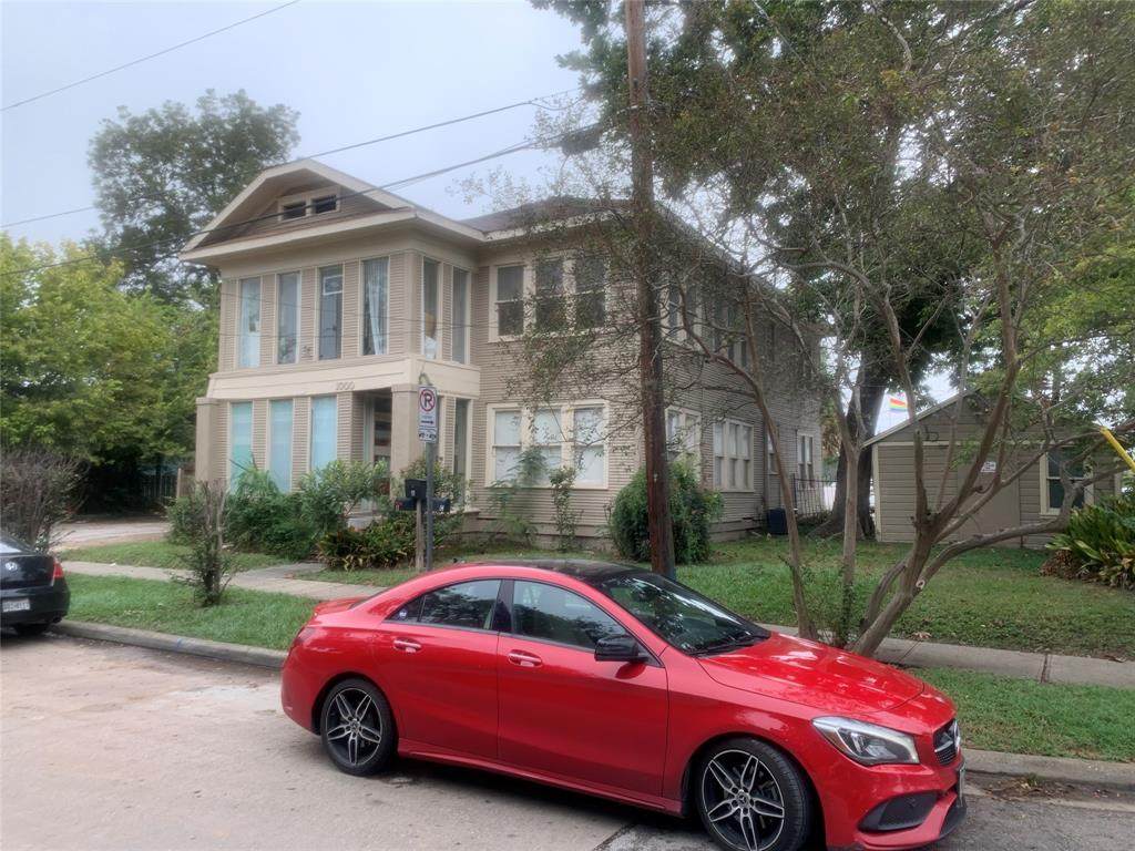 1000 Missouri Street - Photo 1