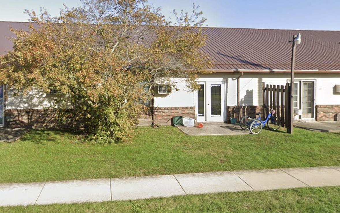 700 W Main St, IN - Photo 1