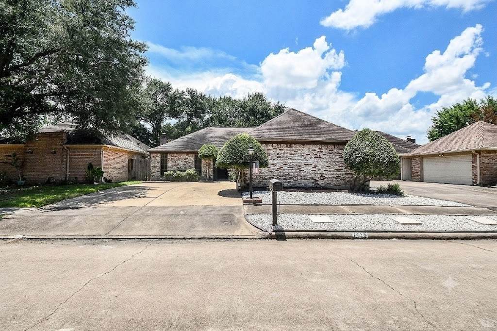 7815 Hummingbird Street - Photo 1