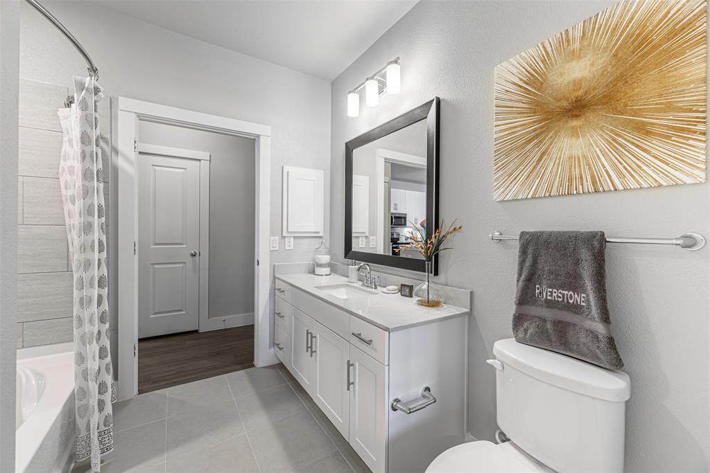 4711 Lj Parkway - Photo 1