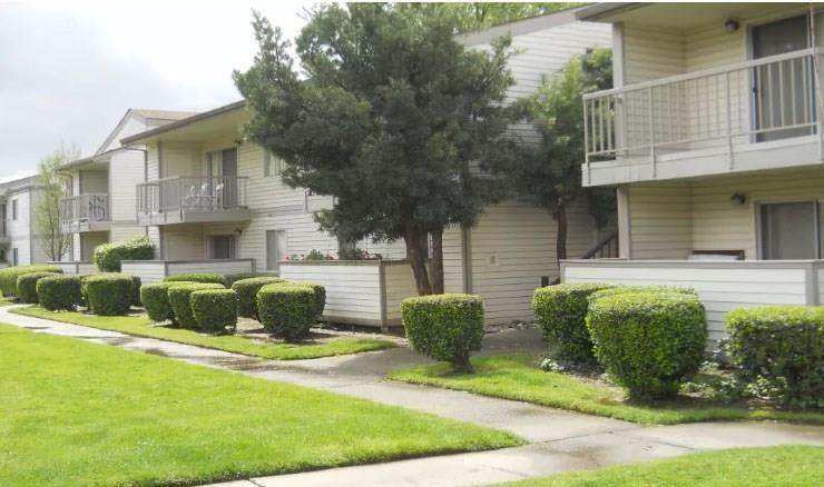 1671 El Camino Avenue - Photo 1
