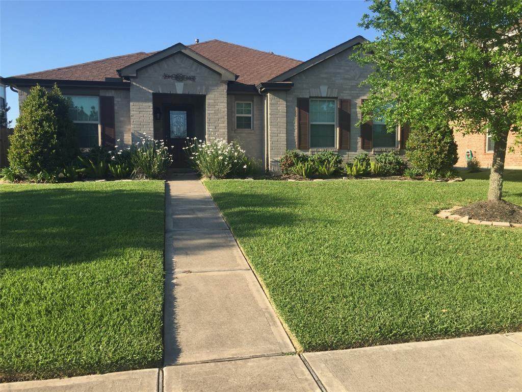 674 Fountain View Lane - Photo 1