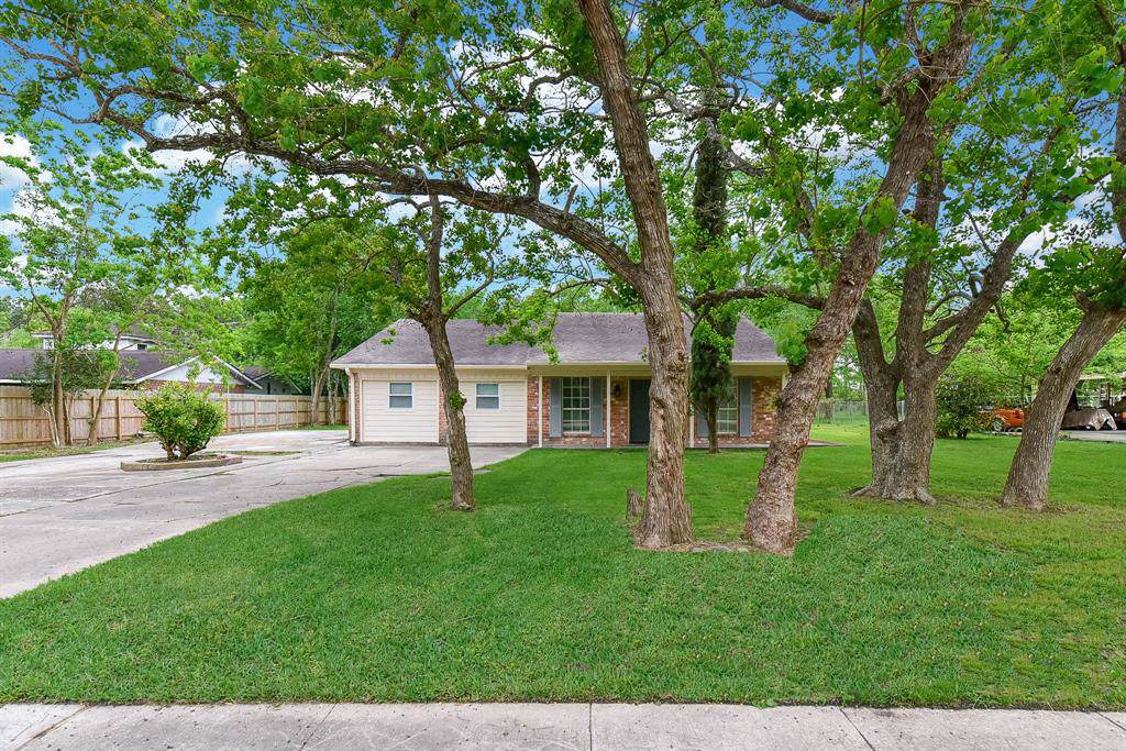 18610 Anne Drive - Photo 1