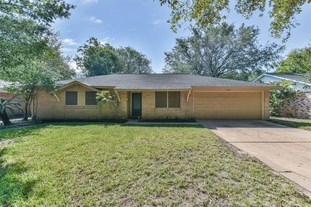 5827 Effingham Drive - Photo 1
