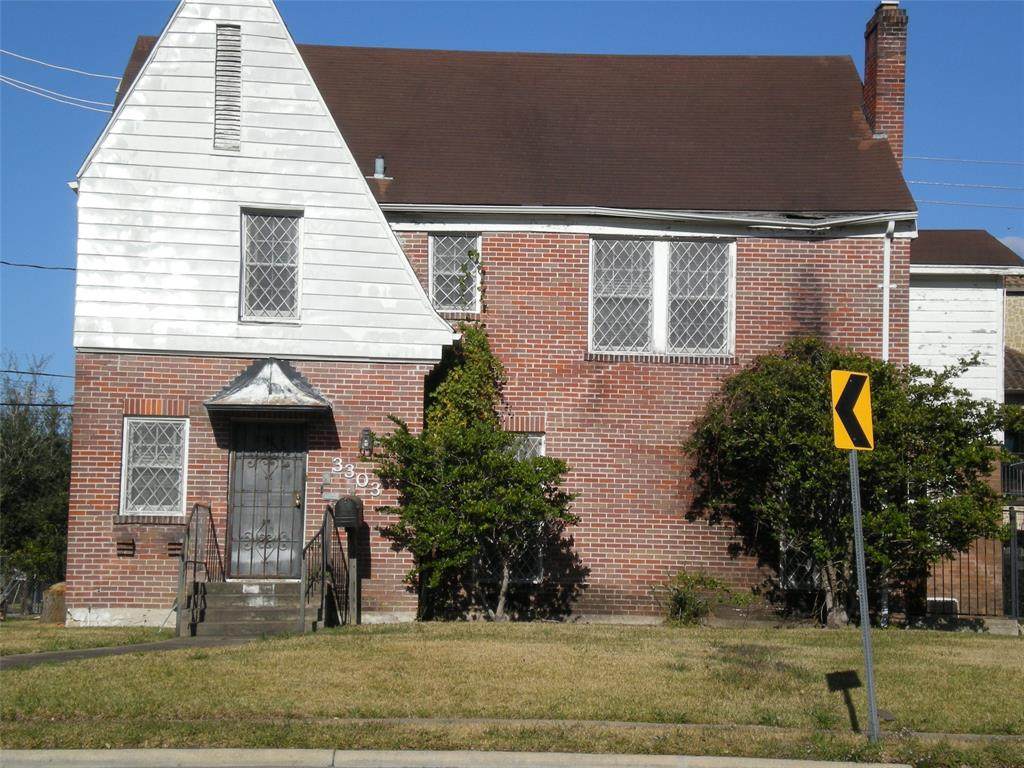 3303 Southmore Boulevard - Photo 1