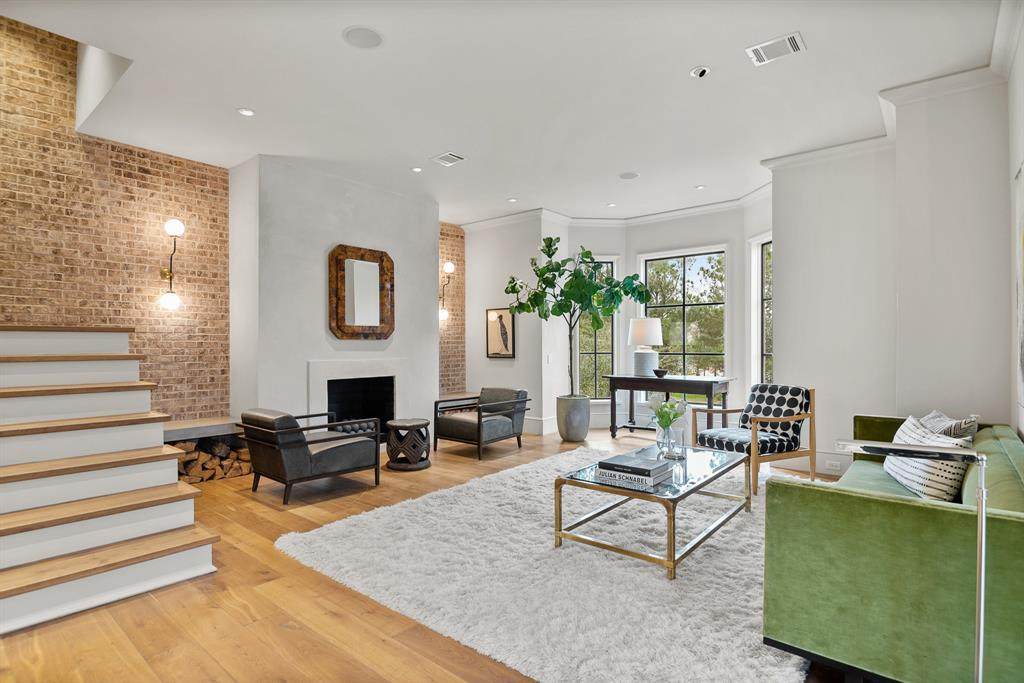 3 Colonial Row Drive - Photo 1