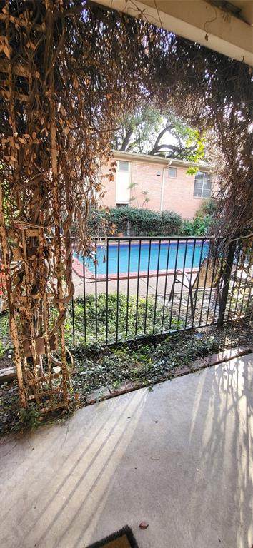 3420 Mount Vernon Street - Photo 1