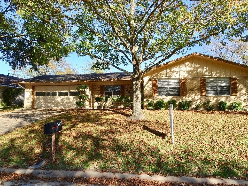 1209 Woodson Lane - Photo 1
