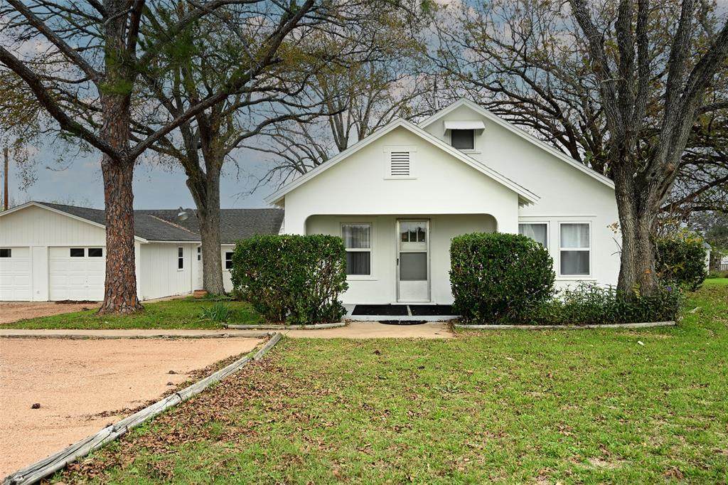 1205 Us Highway 77 - Photo 1