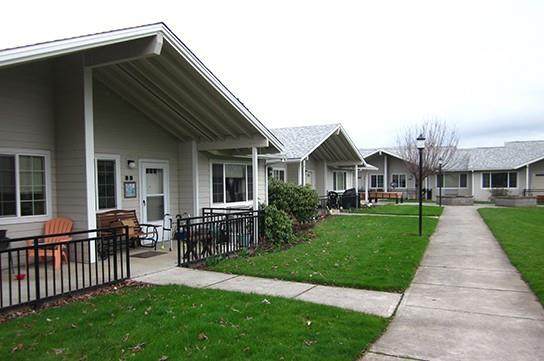 930 Sieverkropp Dr - Photo 1