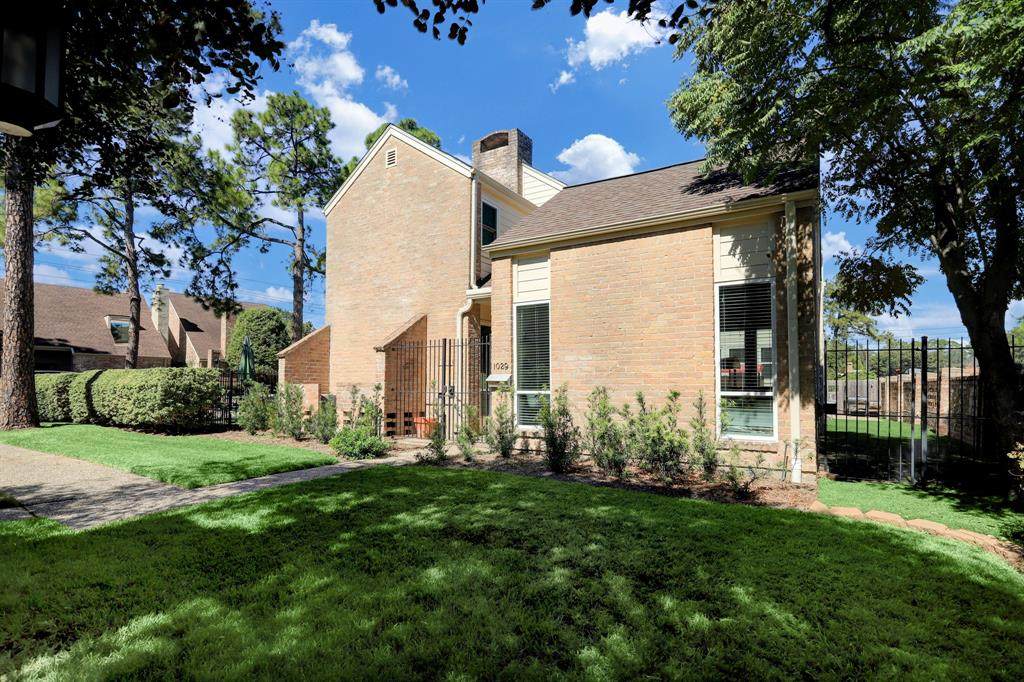 1029 Townplace Street - Photo 1