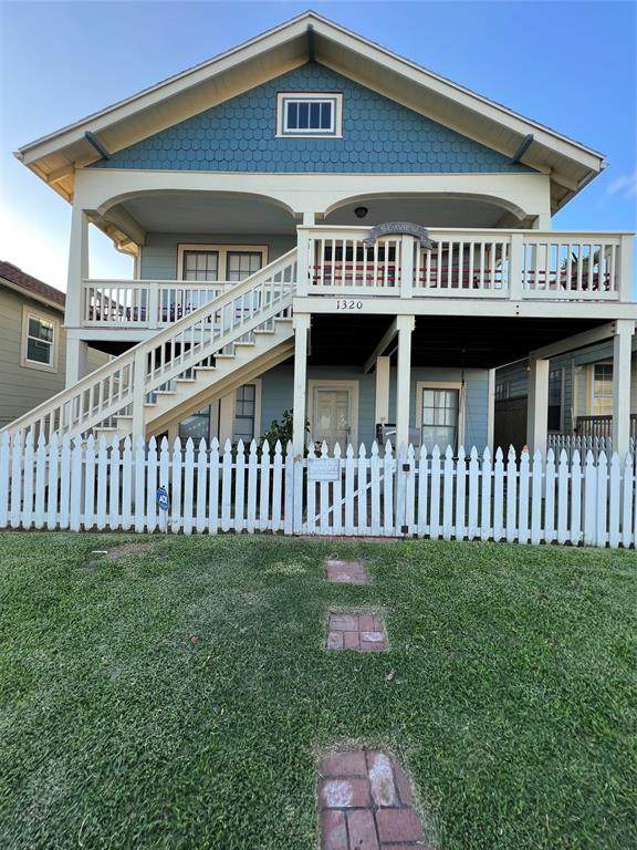 1320 Avenue N 1/2 - Photo 1