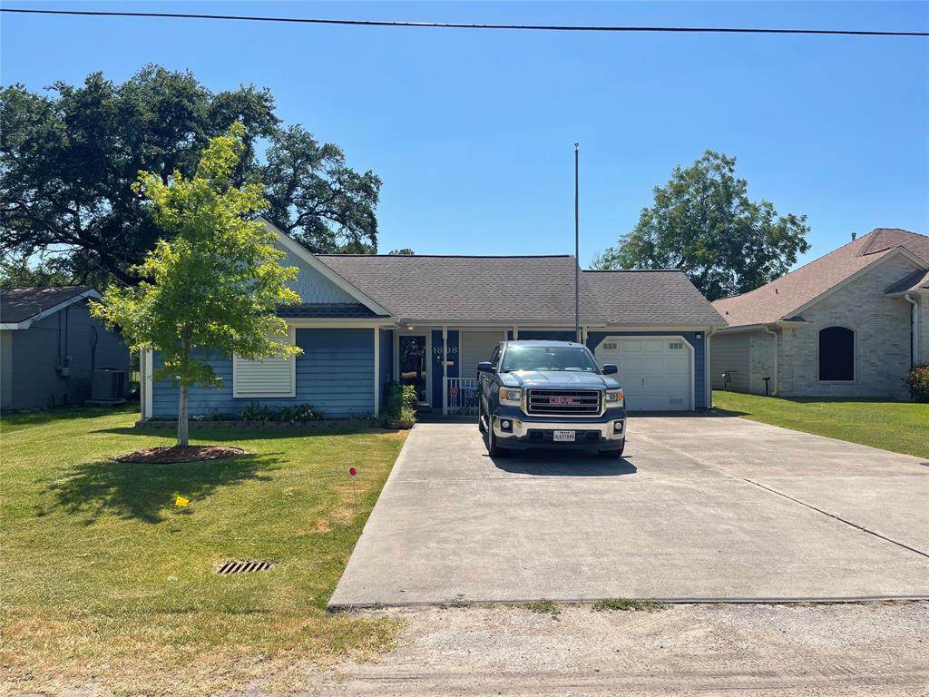 1808 Howell Avenue - Photo 1