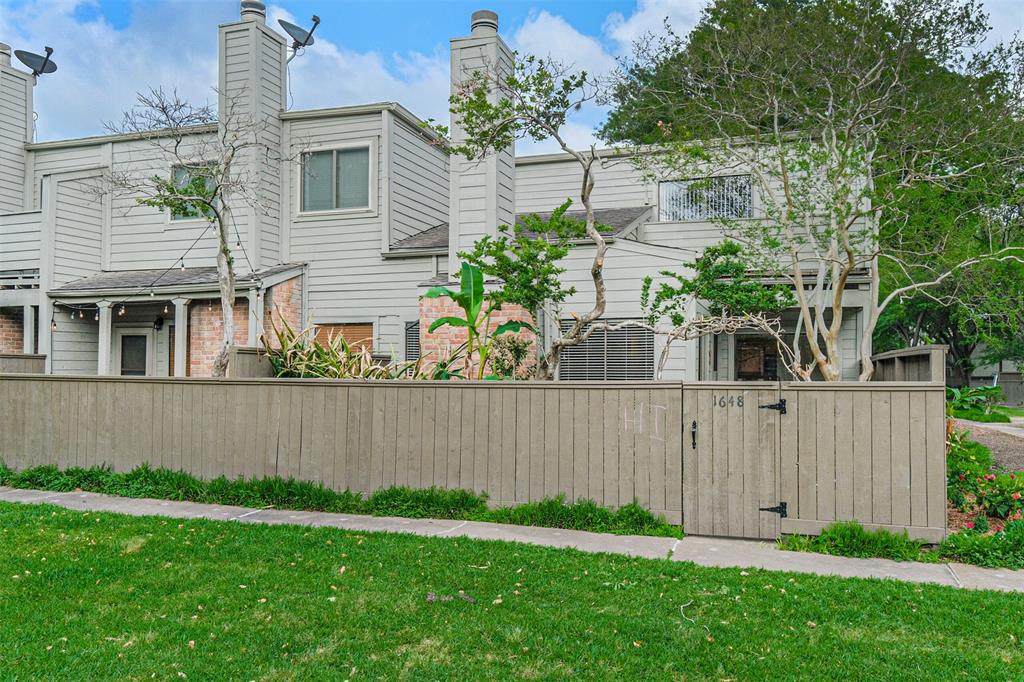1648 Prairie Mark Lane - Photo 1
