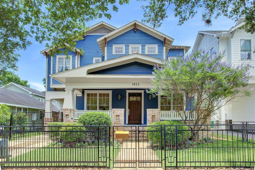1022 6th 1/2 Street - Photo 1