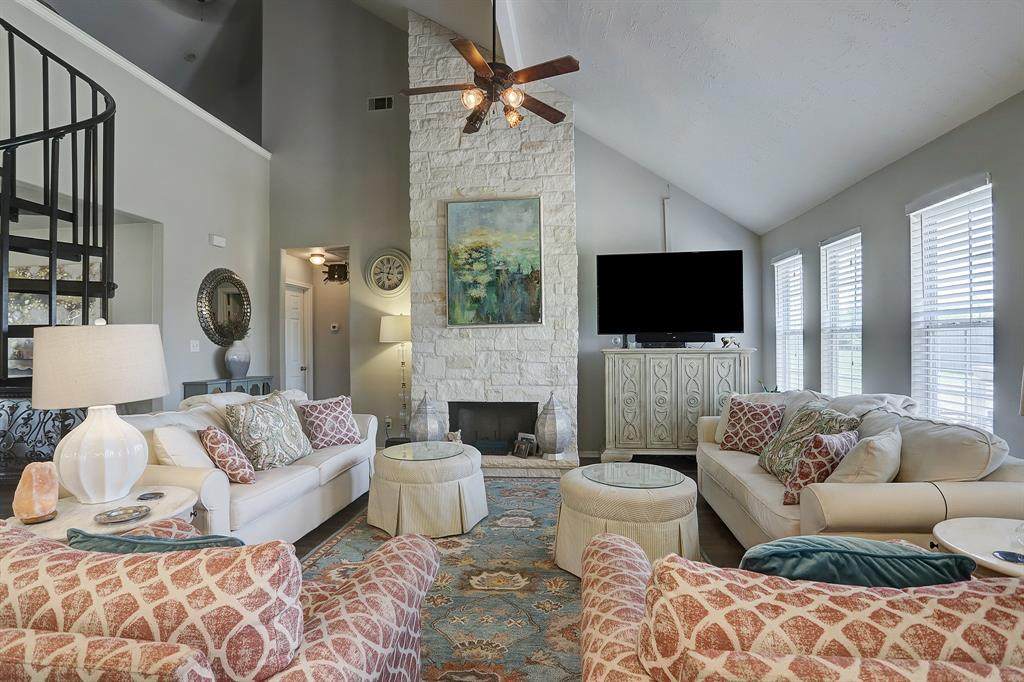 1325 Peschel Lane - Photo 1