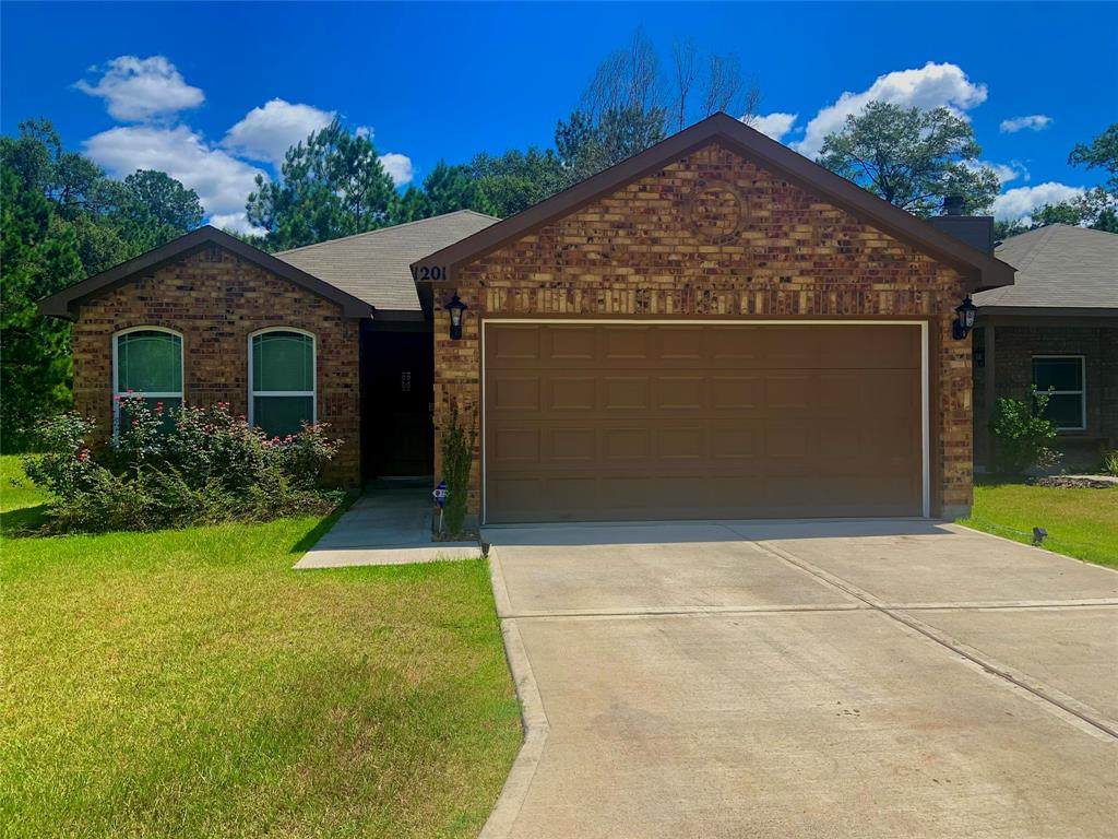 1201 Parkhurst Avenue - Photo 1