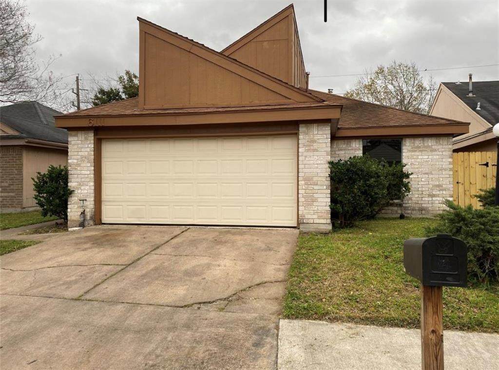 6111 Briarglade Dr - Photo 1