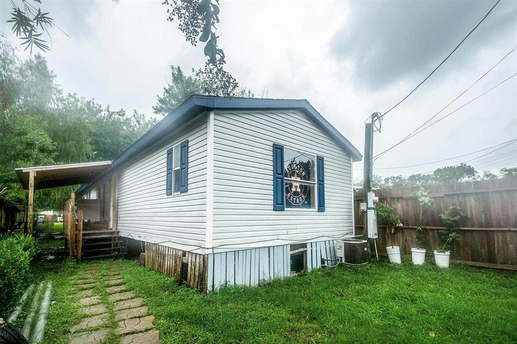 4406 7th Street - Photo 1