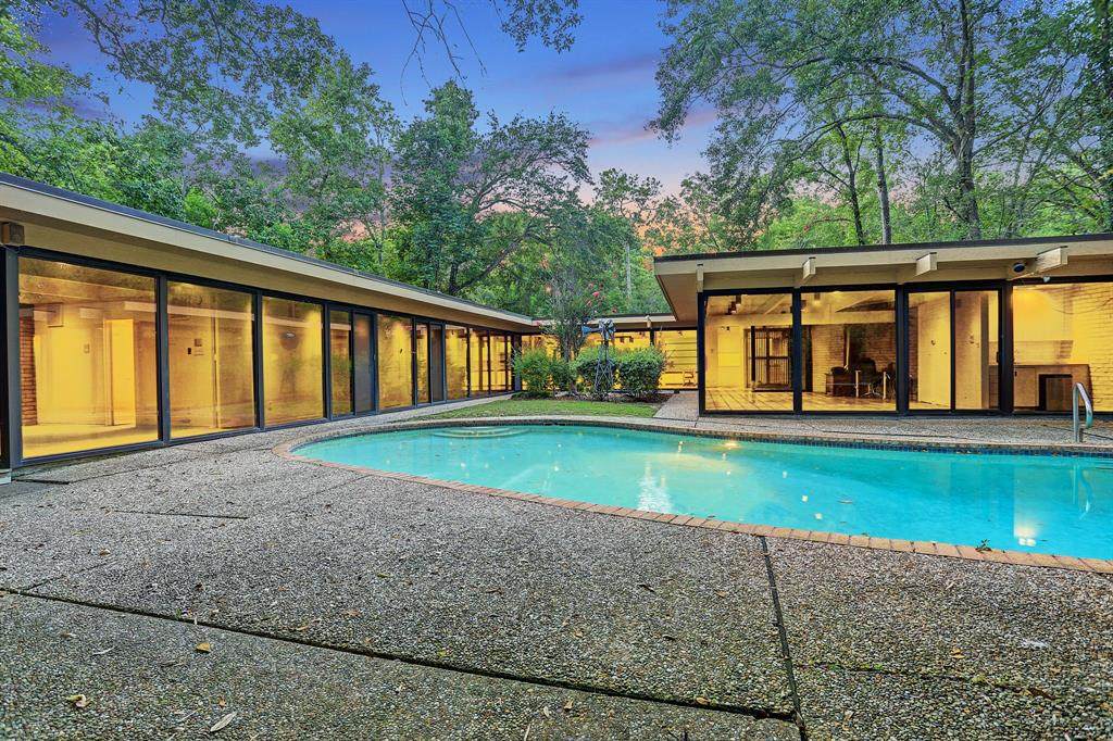 403 Hunters Park Lane - Photo 1