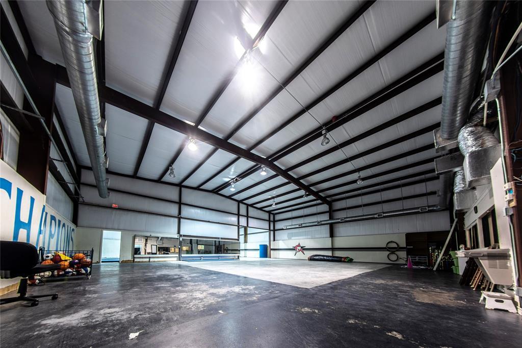 105 Echols - Photo 1