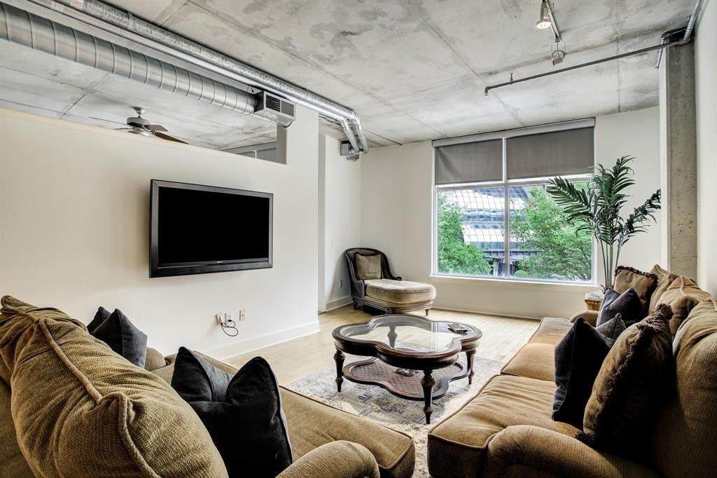 1901 Post Oak Boulevard - Photo 1