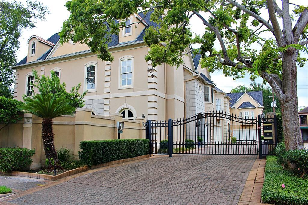 1211 Nantucket Drive - Photo 1