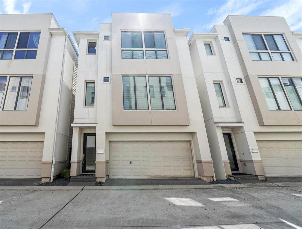 2708 Leeland Street - Photo 1