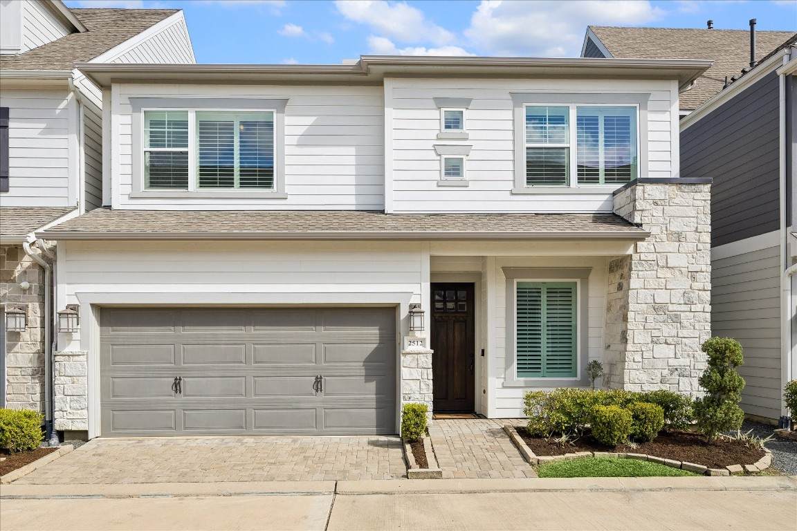 2512 Swang Place - Photo 1