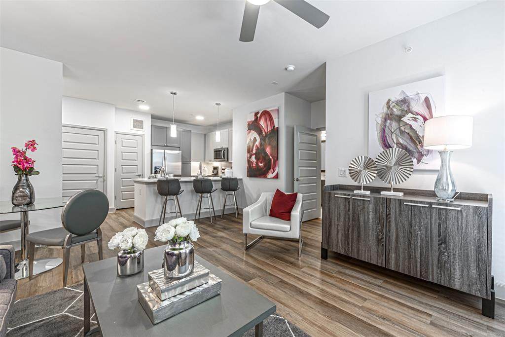 20510 Cypress Plaza Parkway - Photo 1