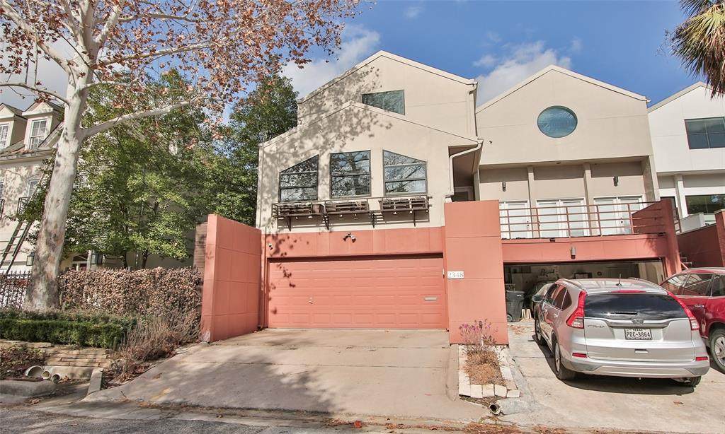 2348 Bartlett Street - Photo 1