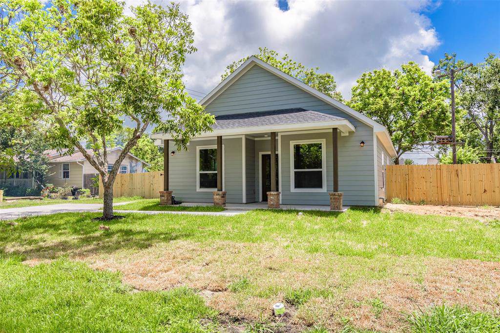 7101 Smith Drive - Photo 1