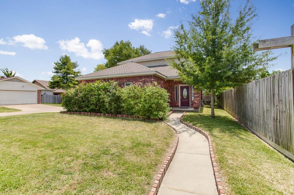 2916 Braeburn Street - Photo 1