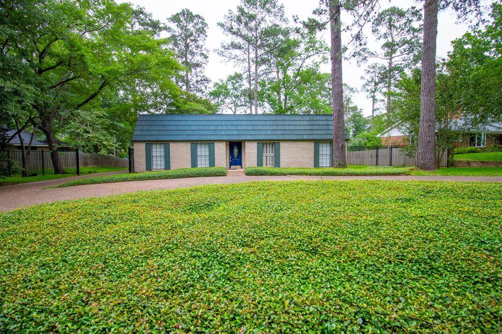2215 Robinson Way - Photo 1