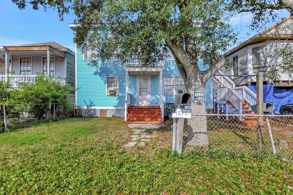 1614 Avenue M 1/2 - Photo 1