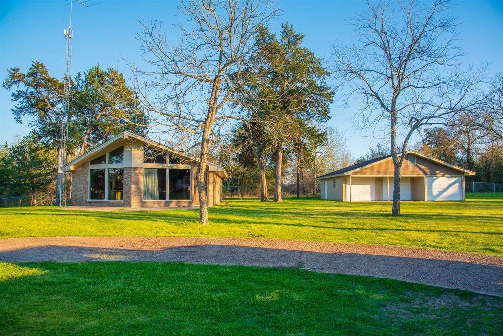 9880 Lake Forest Circle - Photo 1